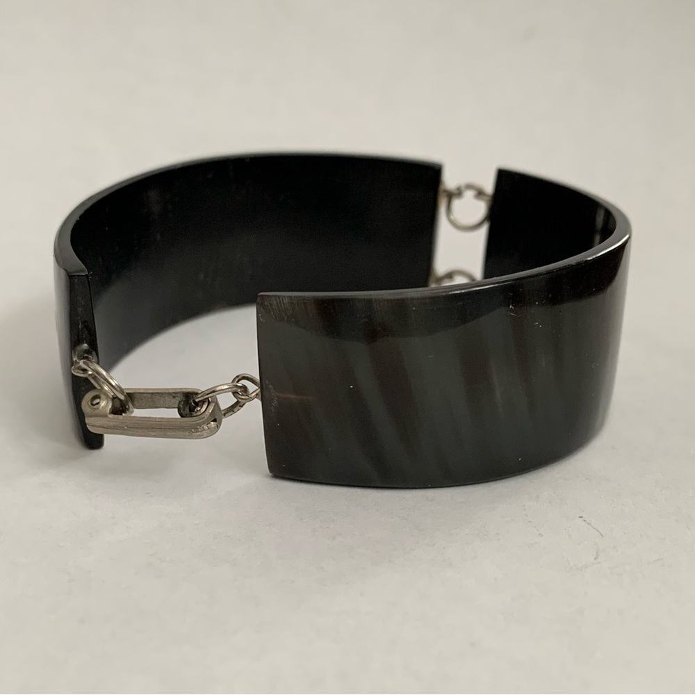 New vintage tortoiseshell horn bone acrylic bracelet (blk w faint grey stripes)